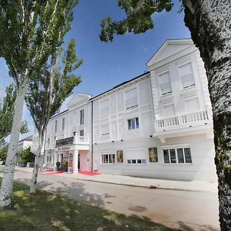 ניוסדיל אם סי 25H Spa-Residenz Best Sleep Privat Garden & Pools מראה חיצוני תמונה