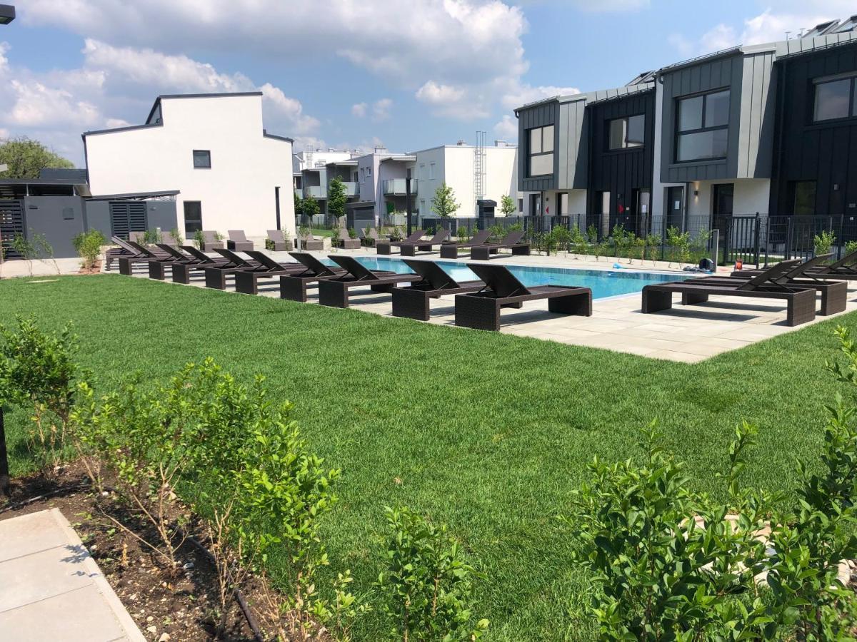 ניוסדיל אם סי 25H Spa-Residenz Best Sleep Privat Garden & Pools מראה חיצוני תמונה
