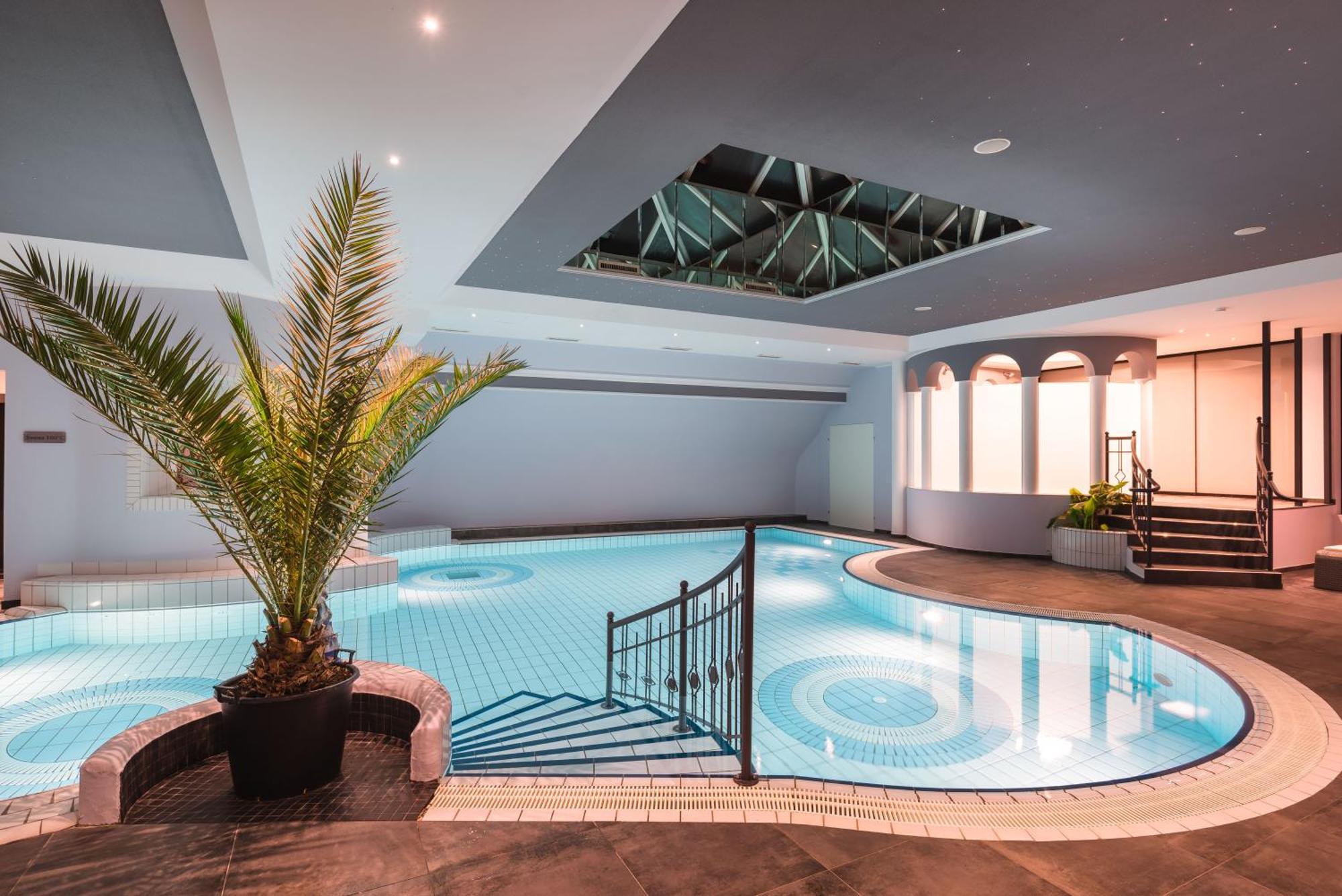 ניוסדיל אם סי 25H Spa-Residenz Best Sleep Privat Garden & Pools מראה חיצוני תמונה